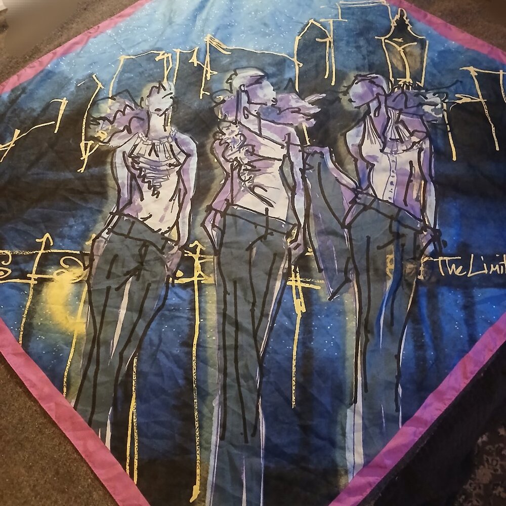 Vintage  wmens head scarf . No tags ,material and designer unknown